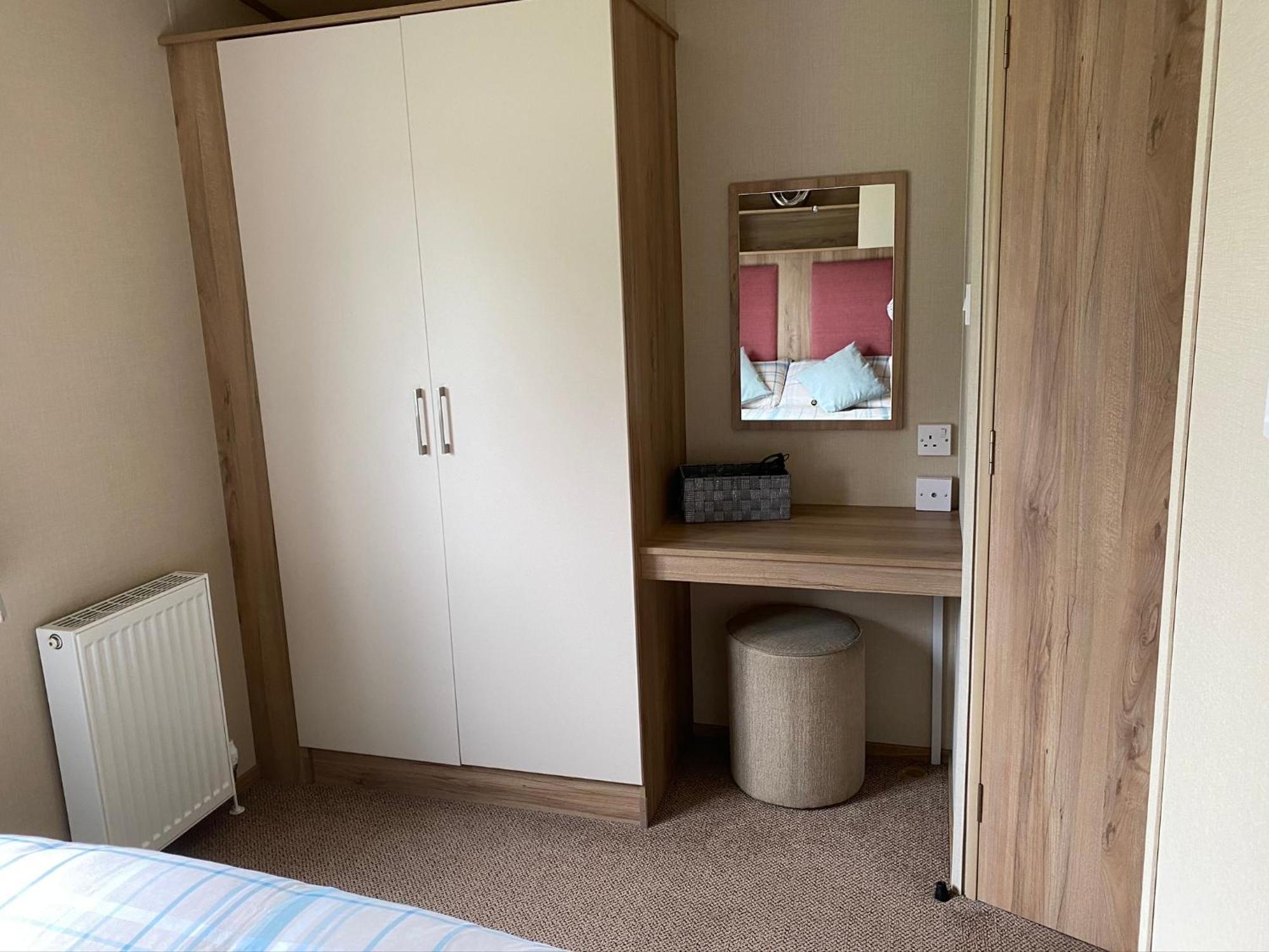 Tattershall Lakes Kingfisher Caravan 8 Berth With Hot Tub & Wifi Екстериор снимка