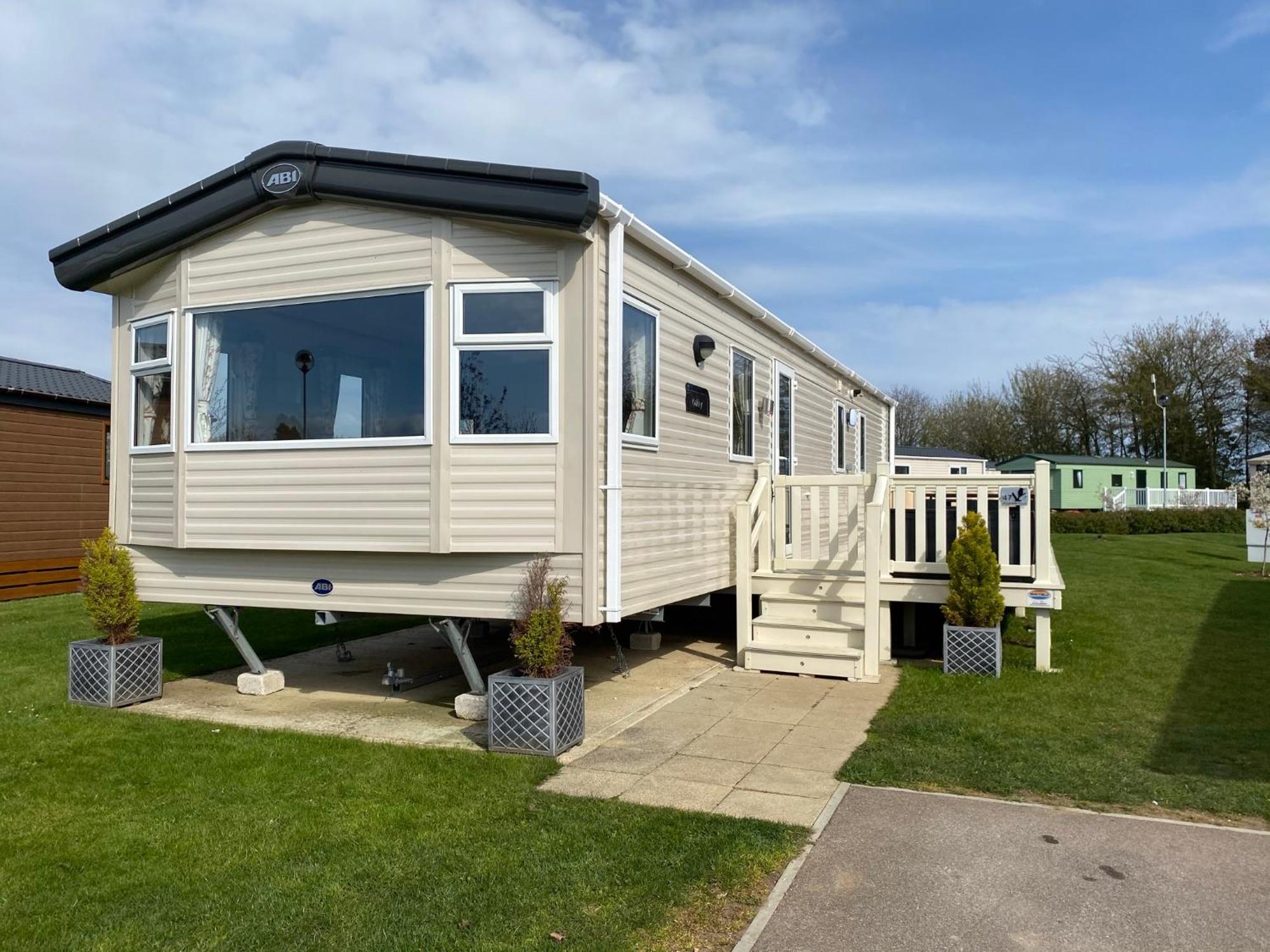 Tattershall Lakes Kingfisher Caravan 8 Berth With Hot Tub & Wifi Екстериор снимка